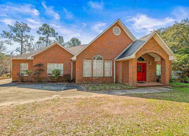 Property at 5463 Rowe Trl, Pace, FL 32571, 3 beds, 3 baths