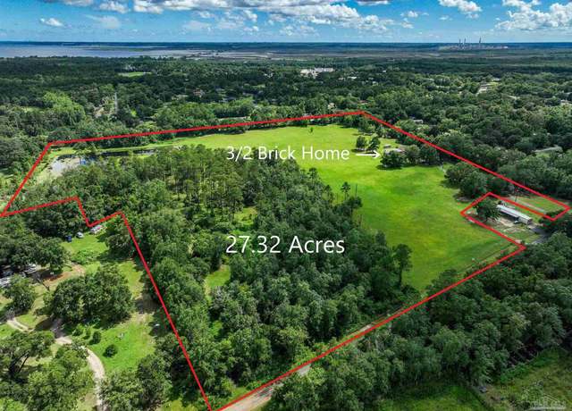 Property at 3501 Oak Tree Ln, Pace, FL 32571, 3 beds, 2 baths