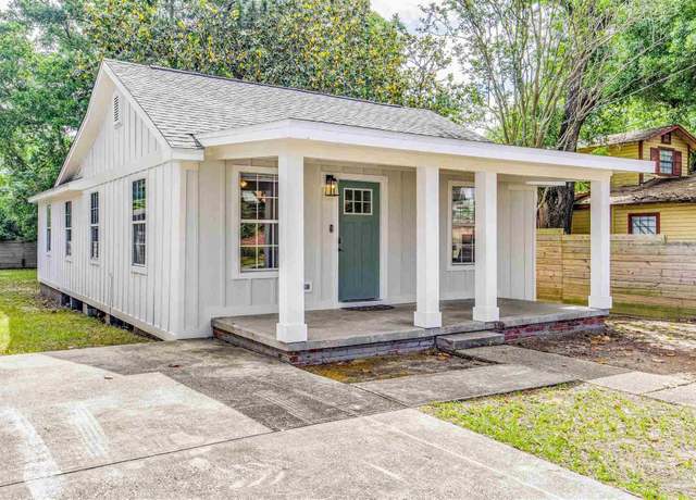 Property at 206 N G St, Pensacola, FL 32502, 3 beds, 2 baths