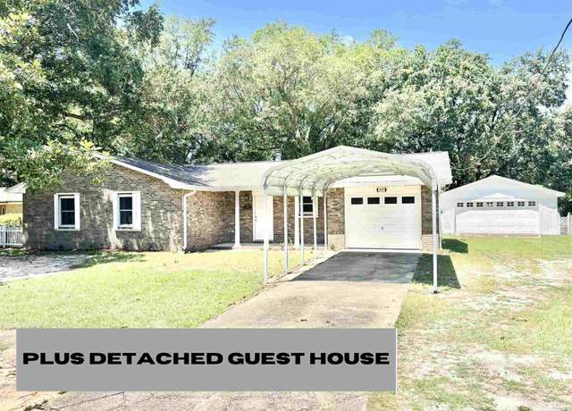 Property at 5737 Chumuckla Hwy, Pace, FL 32571, 4 beds, 3 baths
