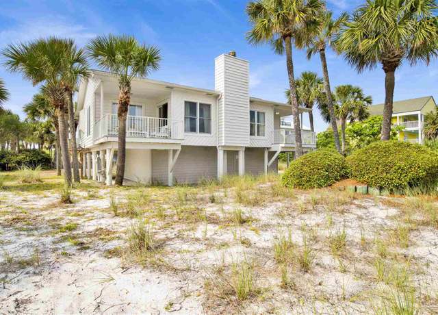 Property at 17 Calle Hermosa, Pensacola Beach, FL 32561, 3 beds, 2 baths