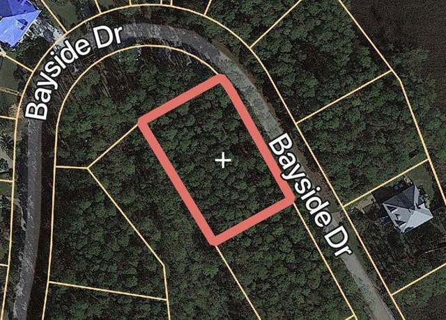 Property at 4585 Bayside Dr, Milton, FL 32583
