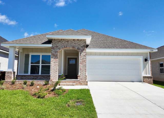 Property at 5908 Sargassum Ln, Milton, FL 32583, 3 beds, 2 baths