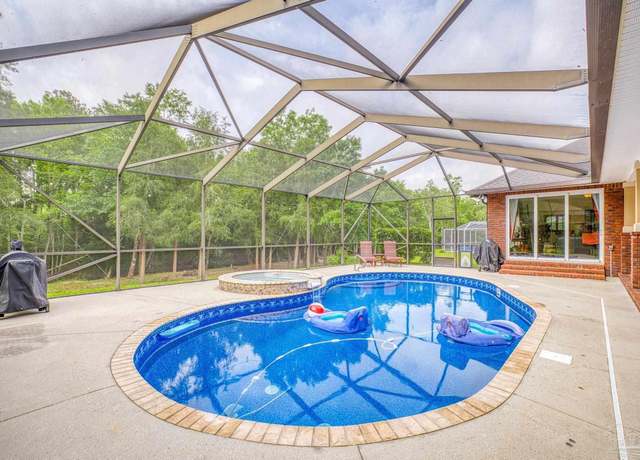 Property at 2926 Greystone Dr, Pace, FL 32571, 4 beds, 4 baths