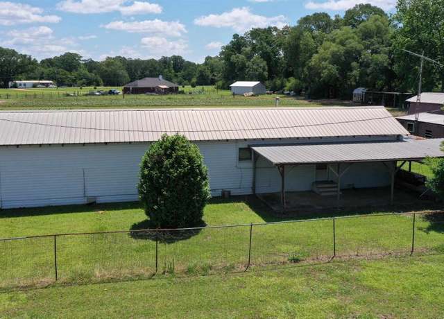 Property at 209 Clearview Rd, Flomaton, AL 36441