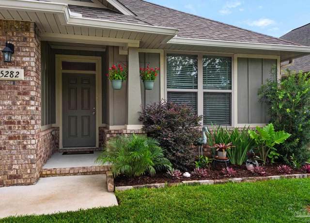 Property at 5282 Parkside Dr, Pace, FL 32571, 3 beds, 2 baths