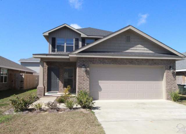 Property at 943 Pine Top Ln Unit 10B, Cantonment, FL 32533, 4 beds, 2.5 baths