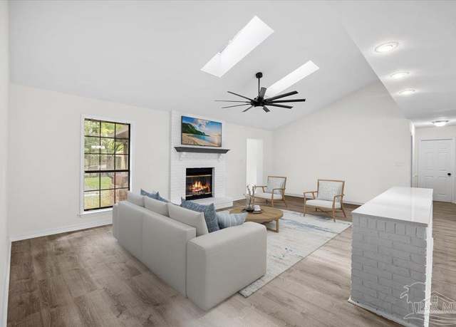 Property at 841 Romar Dr, Pensacola, FL 32534, 4 beds, 2 baths