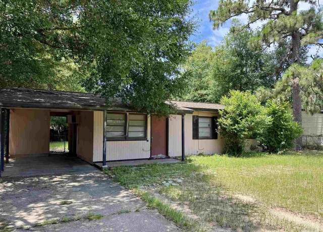 Property at 4680 Oakland Dr, Pensacola, FL 32526, 3 beds, 1 bath
