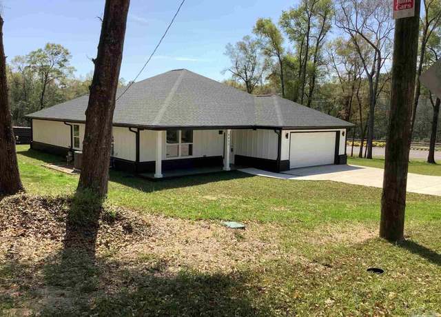 Property at 6413 Sanders St, Milton, FL 32570, 3 beds, 2 baths