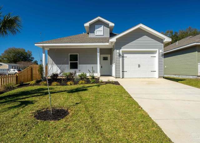 Property at 5261 Plateau Rd, Pensacola, FL 32507, 3 beds, 2 baths