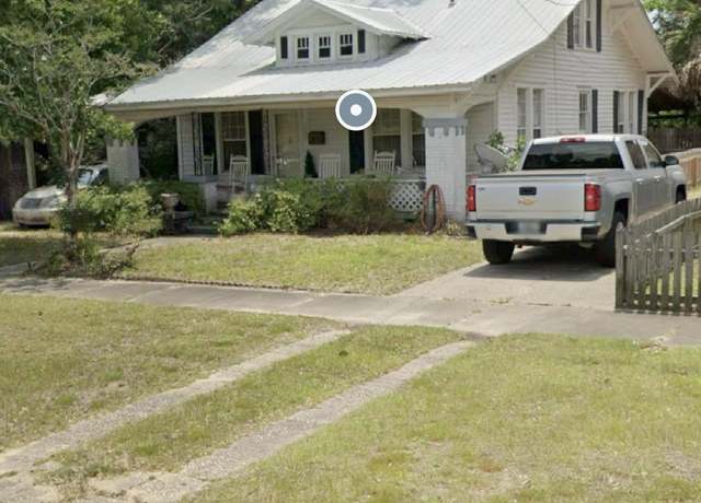 Property at 1109 E Gonzalez St, Pensacola, FL 32503, 3 beds, 1 bath