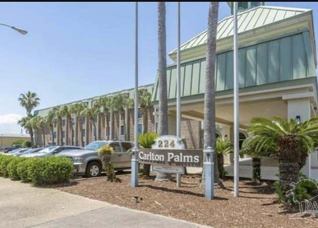 Property at 224 E Garden St #251, Pensacola, FL 32502, 1 bed, 2 baths