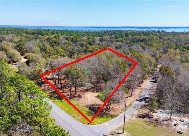 Property at 1800 Garcon Point Rd, Milton, FL 32583