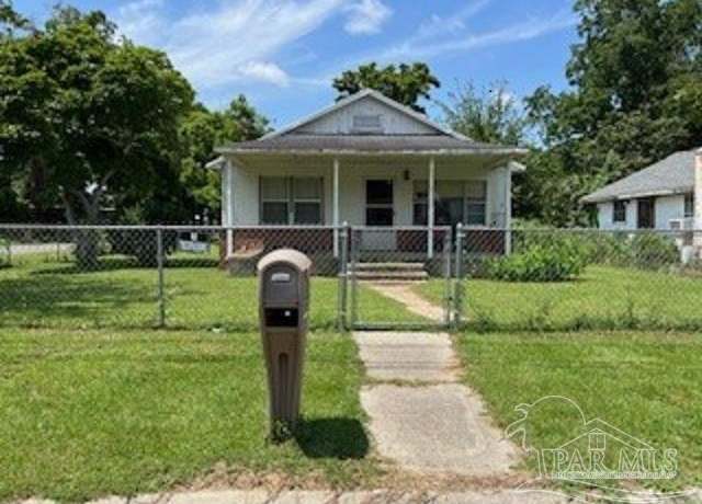 Property at 1720 W Avery, Pensacola, FL 32501, 3 beds, 1 bath