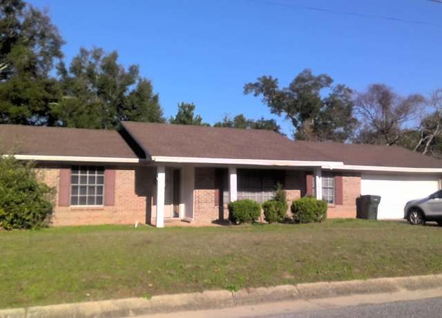 Property at 8194 Squire Rd, Pensacola, FL 32514, 3 beds, 2 baths