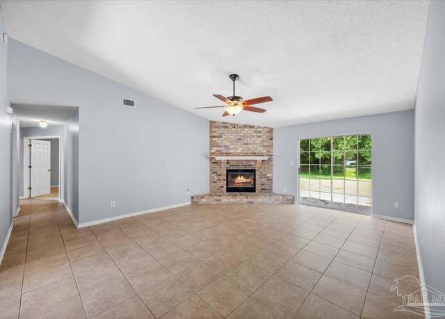 Property at 9037 Cayman Ln, Pensacola, FL 32506, 3 beds, 2 baths