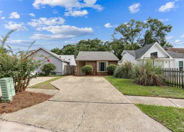Property at 3148 Cedarwood Village Ln, Pensacola, FL 32514, 3 beds, 2 baths