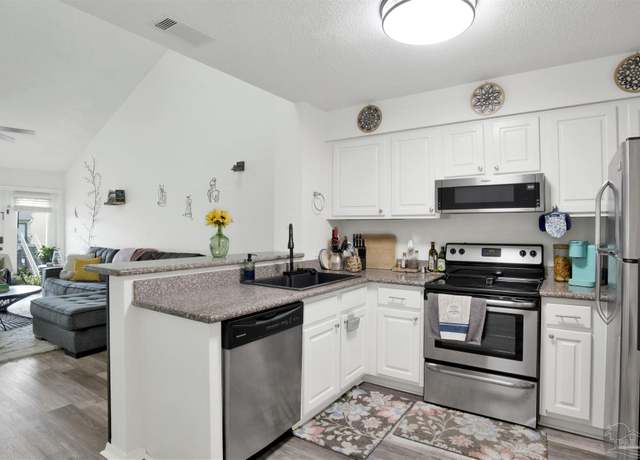 Property at 5001 Grande Dr #1123, Pensacola, FL 32504, 2 beds, 2 baths