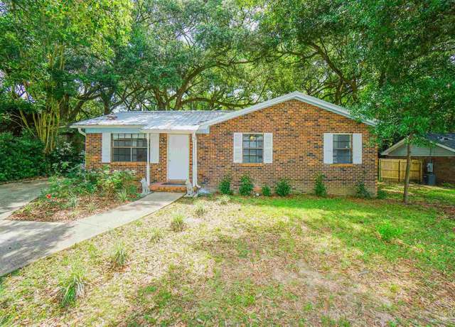 Property at 5808 Princeton Dr, Pensacola, FL 32526, 3 beds, 1.5 baths
