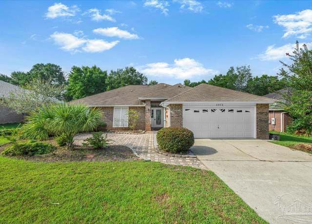 Property at 5972 Ashton Woods Cir, Milton, FL 32570, 4 beds, 3 baths