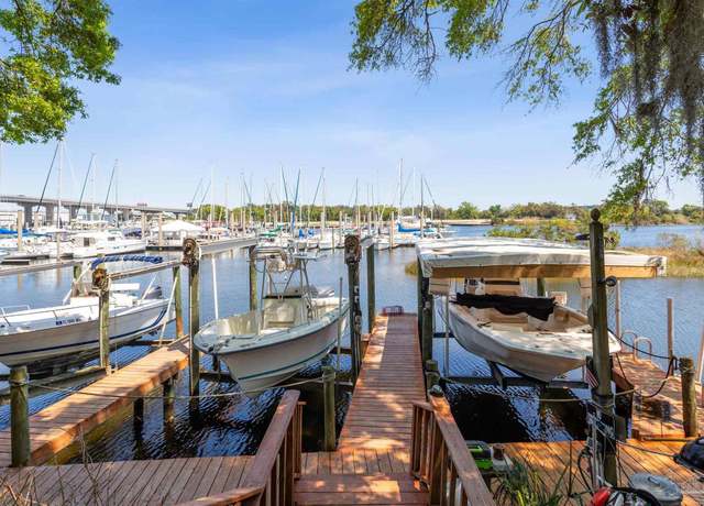 Property at 1259 Mahogany Mill Rd Unit 1259, 1261, 1263, Pensacola, FL 32507, 7 beds, 7.5 baths
