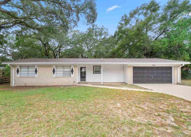 Property at 5733 Pecan St, Milton, FL 32570, 4 beds, 3 baths