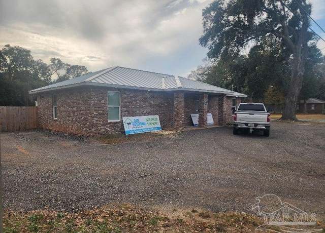Property at 2719 Copter Rd, Pensacola, FL 32514, 3 beds, 2 baths