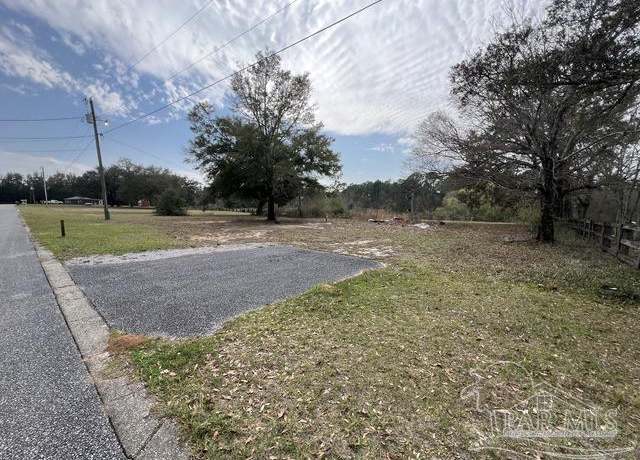 Property at 8271 Western Way Dr, Pensacola, FL 32526