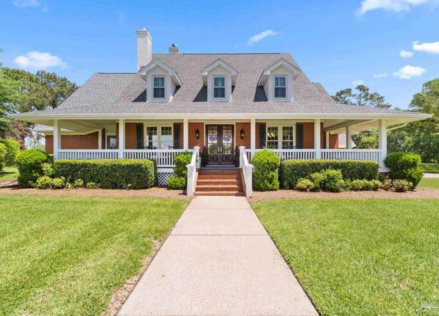 Property at 5425 Oakmont Dr, Pace, FL 32571, 5 beds, 5.5 baths