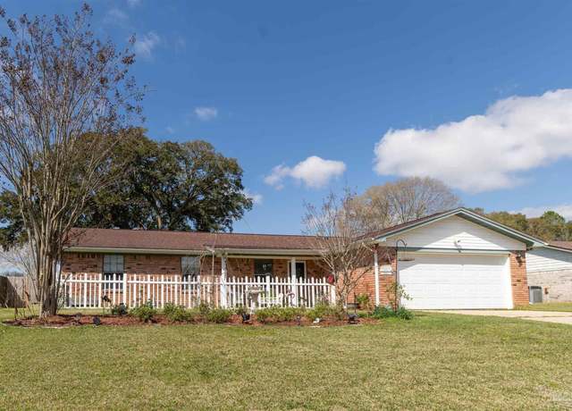 Property at 10870 Tara Dawn Cir, Pensacola, FL 32534, 3 beds, 2 baths