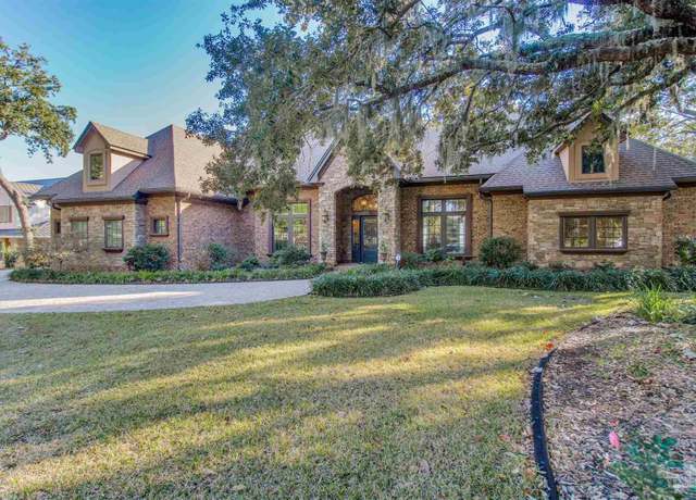 Property at 5113 Soundside Dr, Gulf Breeze, FL 32563, 5 beds, 5.5 baths