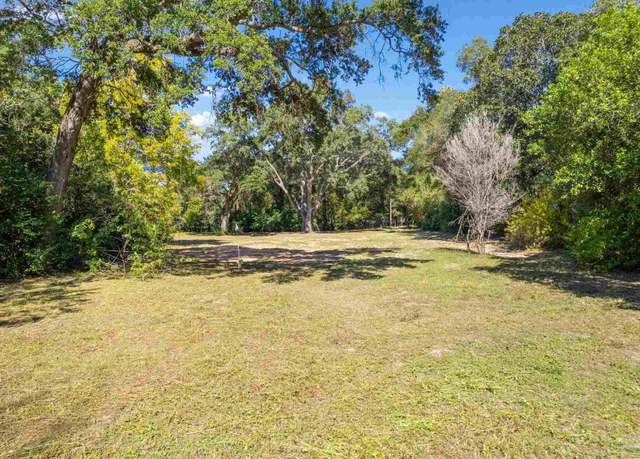 Property at 443 W Winthrop Ave, Pensacola, FL 32507