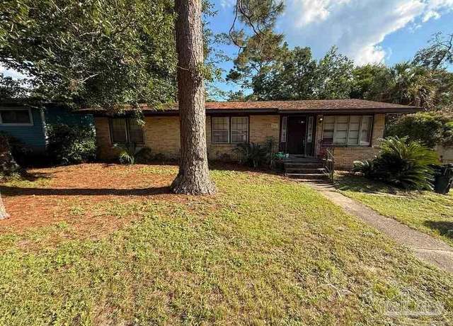 Property at 6467 Lakeshore Dr, Milton, FL 32570, 3 beds, 3 baths