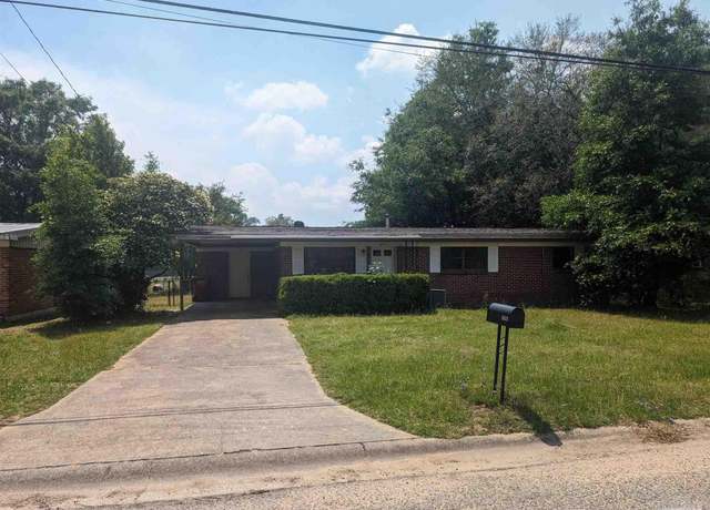 Property at 6411 Julia Dr, Milton, FL 32570, 3 beds, 1 bath