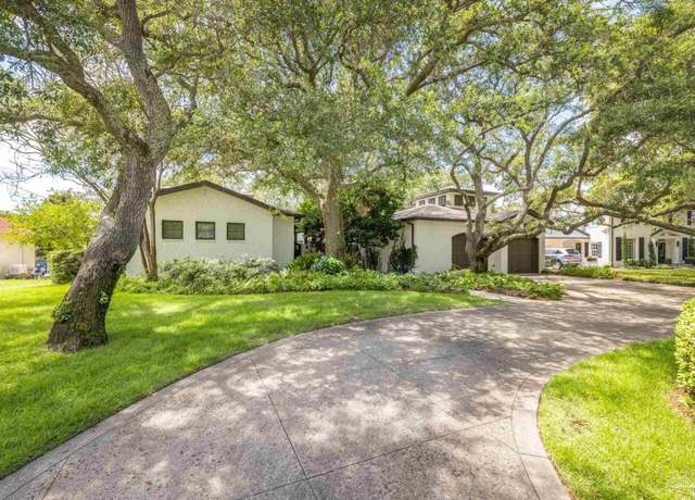Property at 9 N Sunset Blvd, Gulf Breeze, FL 32561, 4 beds, 3.5 baths