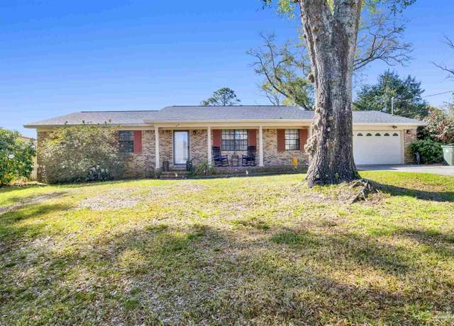 Property at 315 Teakwood Cir, Pensacola, FL 32506, 3 beds, 2 baths