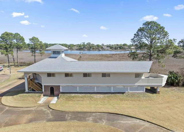 Property at 4758 Bayside Dr, Milton, FL 32583, 3 beds, 2 baths