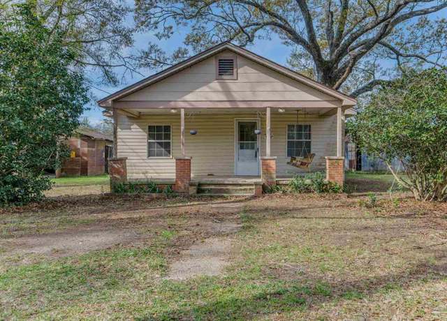 Property at 6125 State Hwy 4, Jay, FL 32565, 2 beds, 1 bath