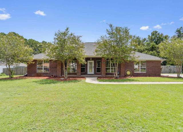 Property at 7369 Calle Ln, Navarre, FL 32566, 4 beds, 3.5 baths