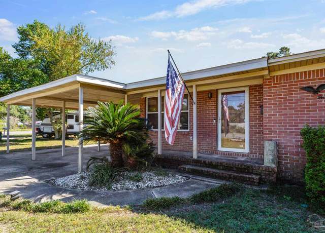 Property at 307 Lakewood Rd, Pensacola, FL 32507, 2 beds, 2 baths