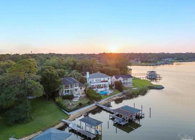 Property at 3410 N 18th Ave, Pensacola, FL 32503, 5 beds, 6.5 baths
