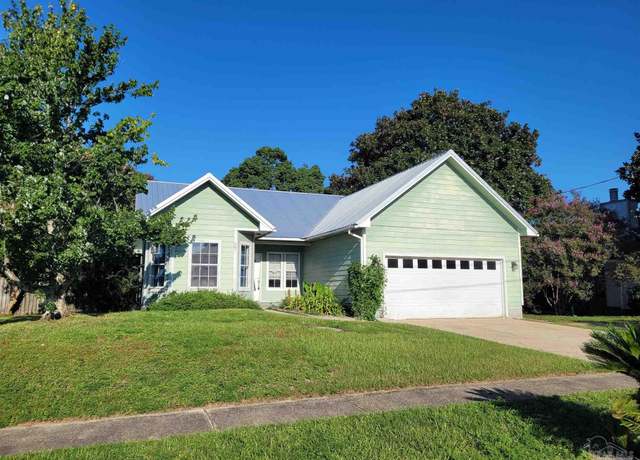 Property at 2253 Fulva Dr, Navarre, FL 32566, 3 beds, 2 baths
