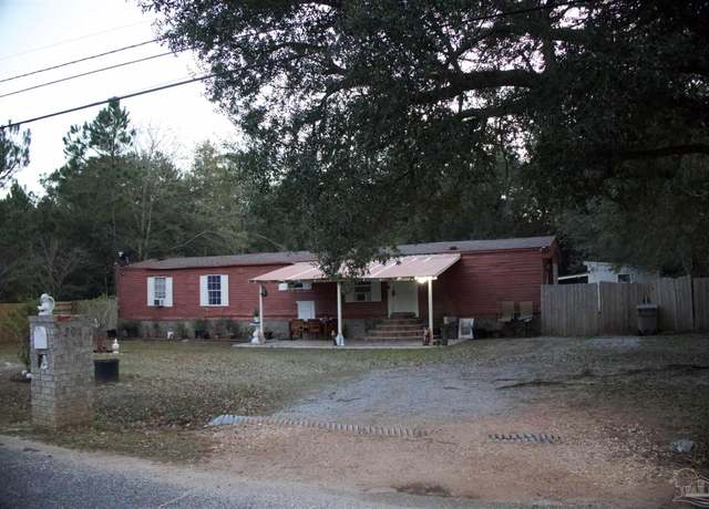 Property at 2501 Kingsport Ave, Pensacola, FL 32507, 2 beds, 2 baths