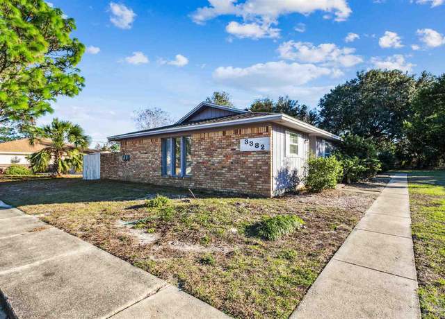 Property at 3382 Green Briar Cir, Gulf Breeze, FL 32563, 2 beds, 1 bath
