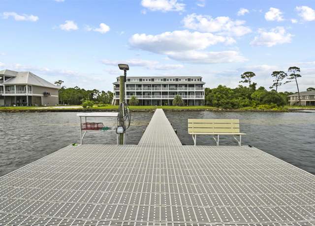 Property at 5539 Soundside Dr Unit N, Gulf Breeze, FL 32563, 1 bed, 1 bath