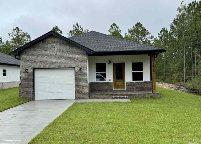 Property at 2926 N 25th Ave, Milton, FL 32583, 3 beds, 2 baths