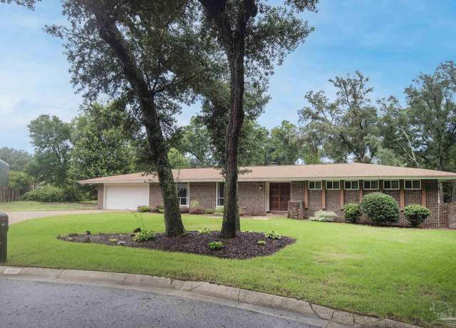 Property at 4310 Cheltenham Cir, Pensacola, FL 32514, 4 beds, 2 baths