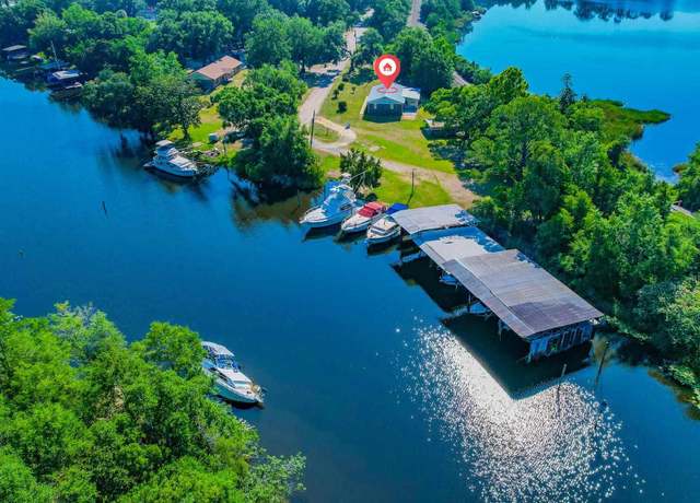 Property at 7005 Old Spanish Trl Rd, Milton, FL 32583, 3 beds, 2 baths