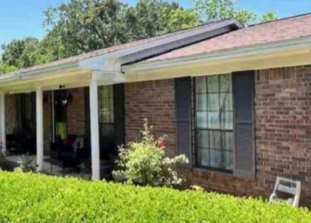 Property at 6625 Dallas Ave, Pensacola, FL 32526, 3 beds, 2 baths
